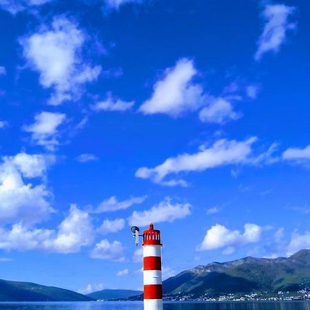 Apartments Lanterna Tivat Ngoại thất bức ảnh