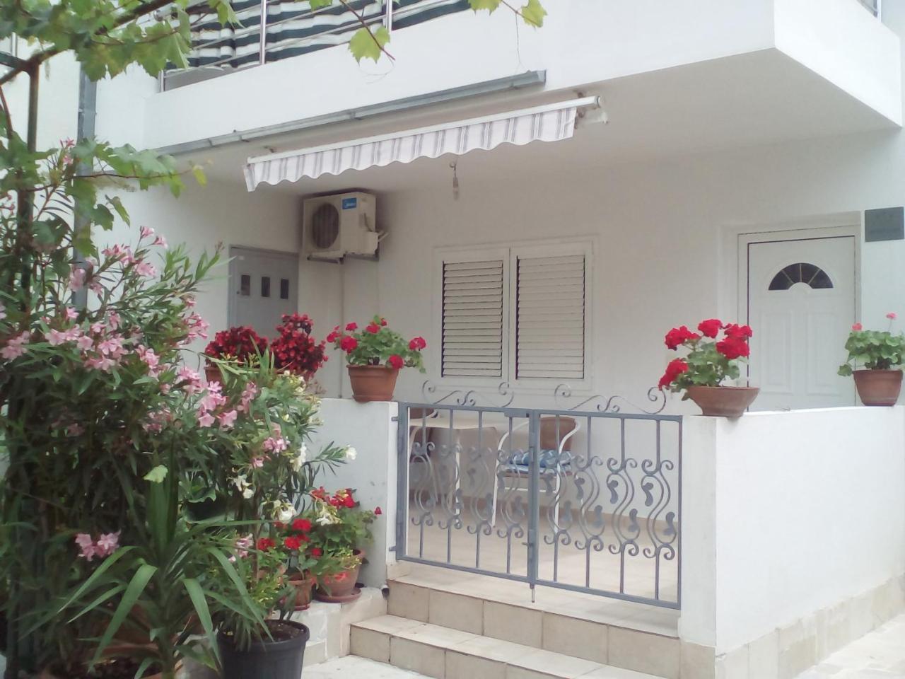Apartments Lanterna Tivat Ngoại thất bức ảnh