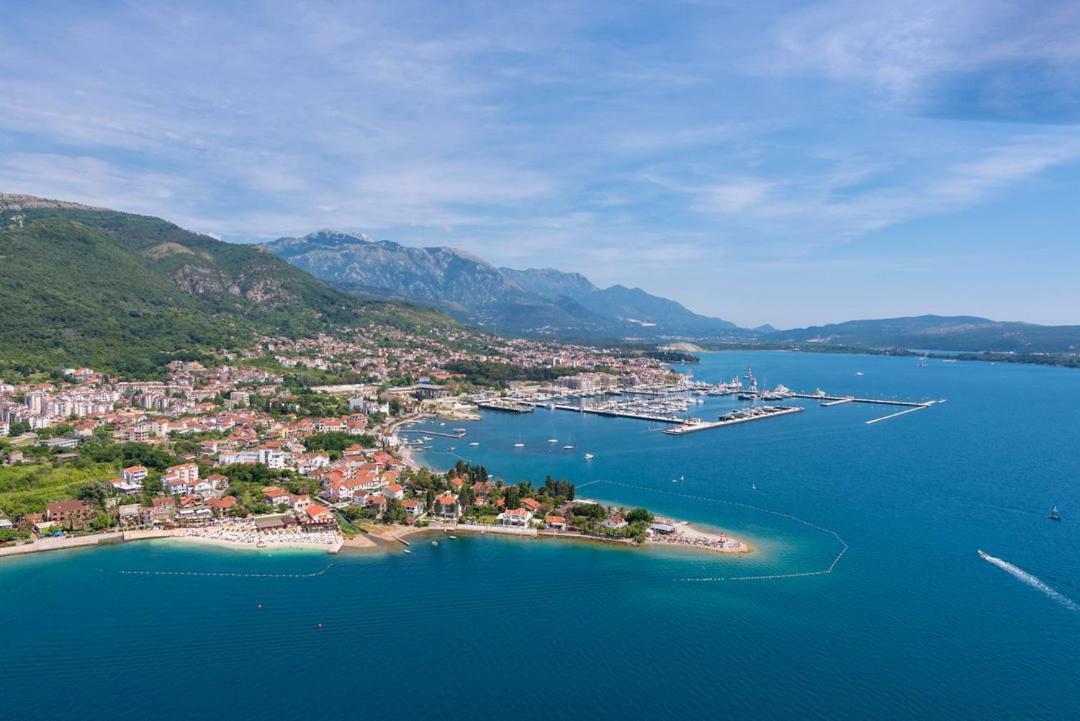 Apartments Lanterna Tivat Ngoại thất bức ảnh