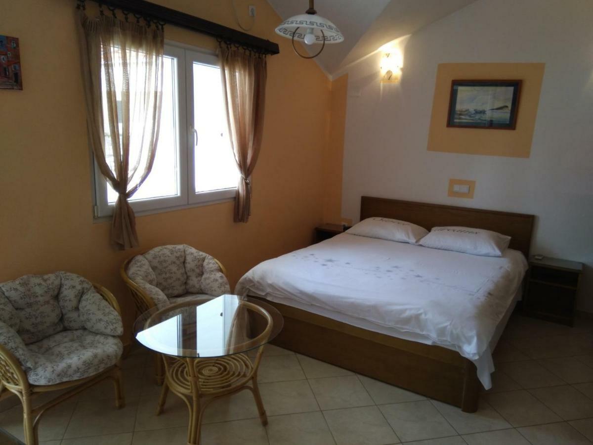 Apartments Lanterna Tivat Ngoại thất bức ảnh